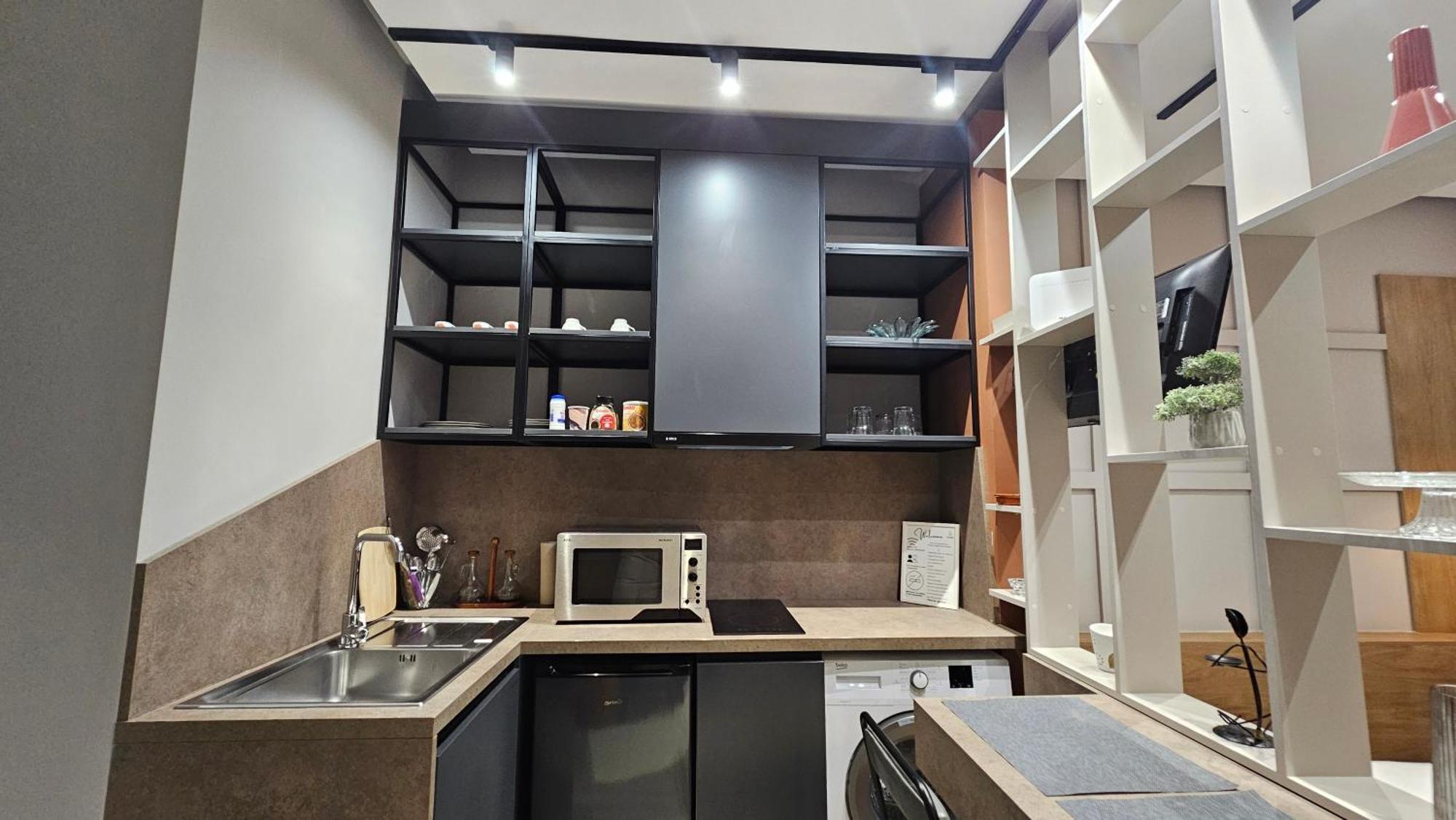 Tam Serviced Studio Apartments Next To Blloku 地拉那 外观 照片
