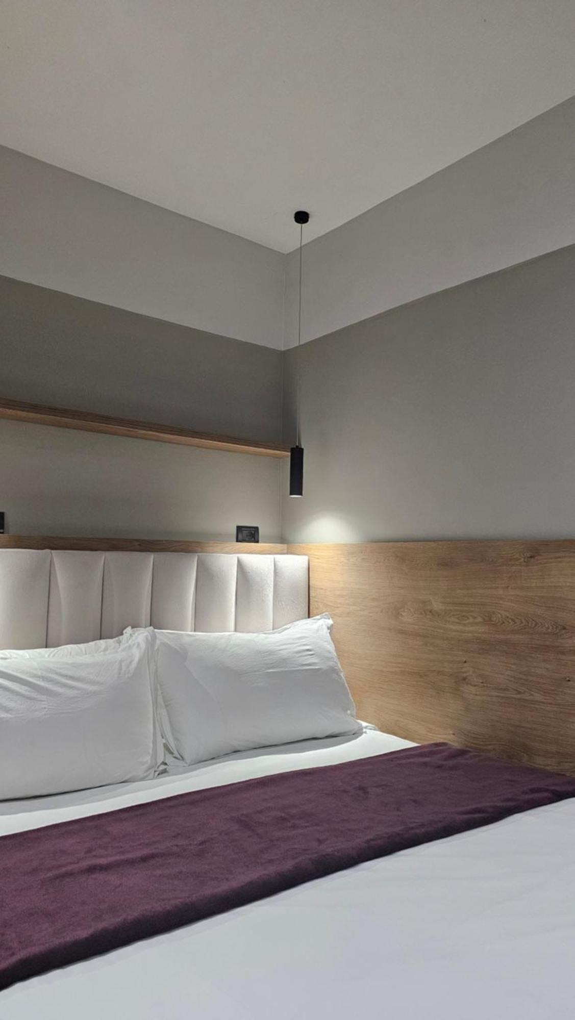 Tam Serviced Studio Apartments Next To Blloku 地拉那 外观 照片
