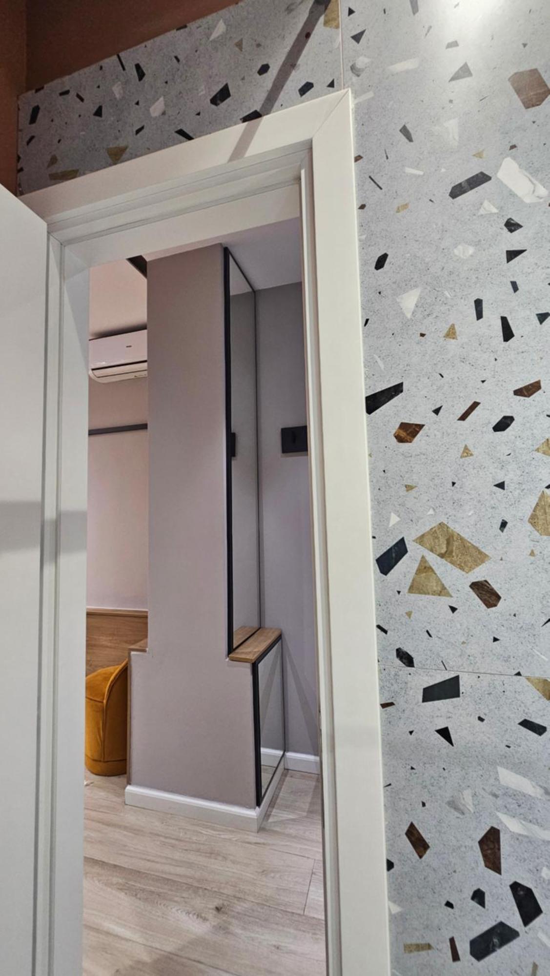 Tam Serviced Studio Apartments Next To Blloku 地拉那 外观 照片