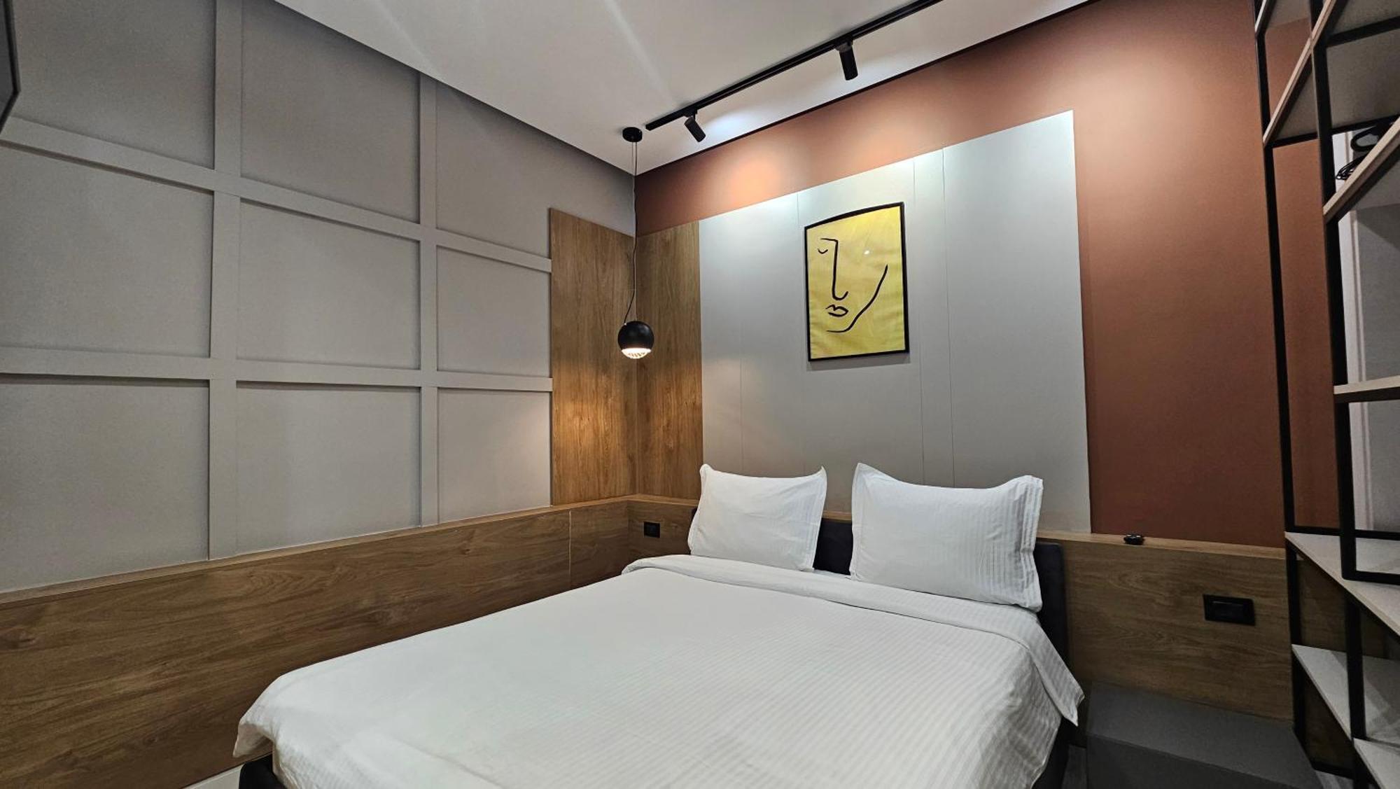 Tam Serviced Studio Apartments Next To Blloku 地拉那 外观 照片