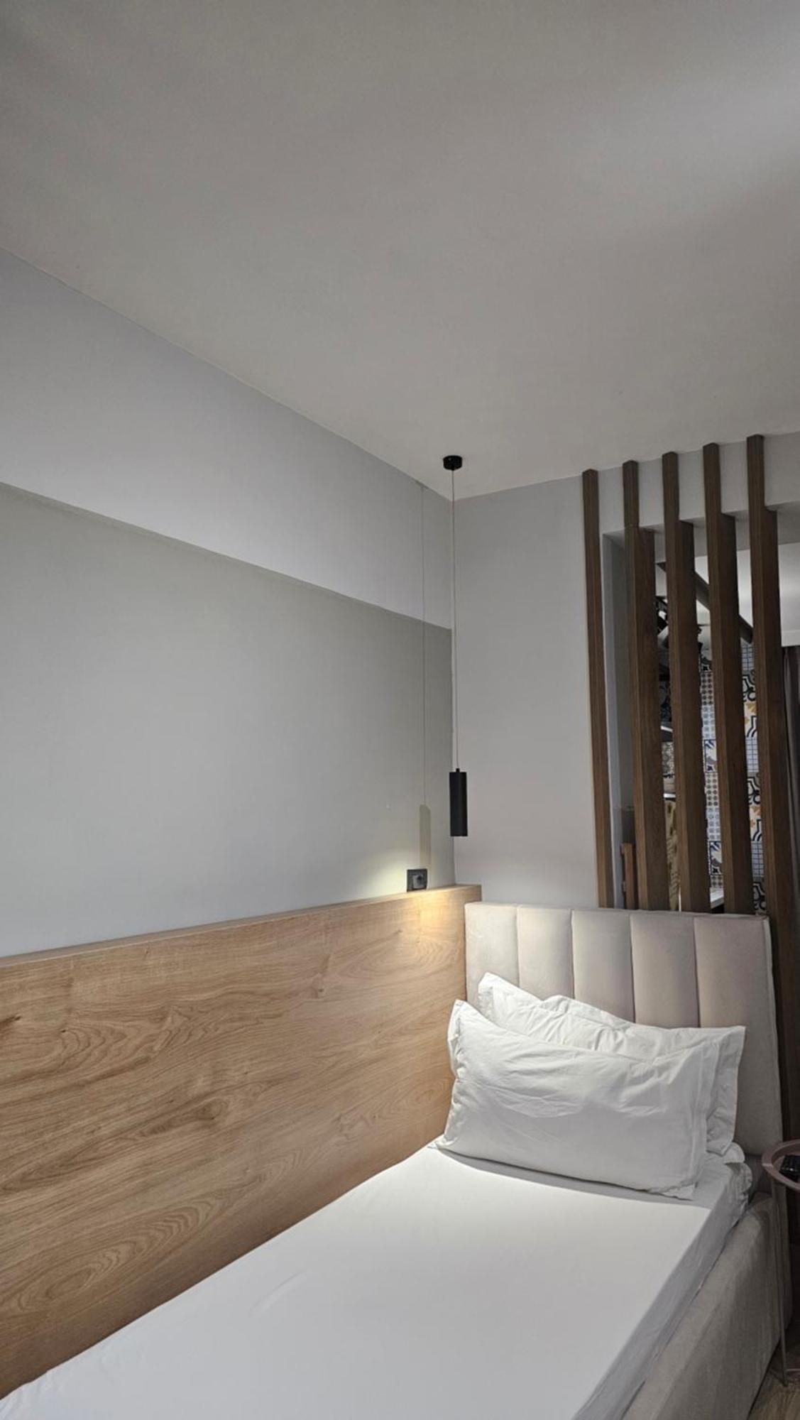 Tam Serviced Studio Apartments Next To Blloku 地拉那 外观 照片