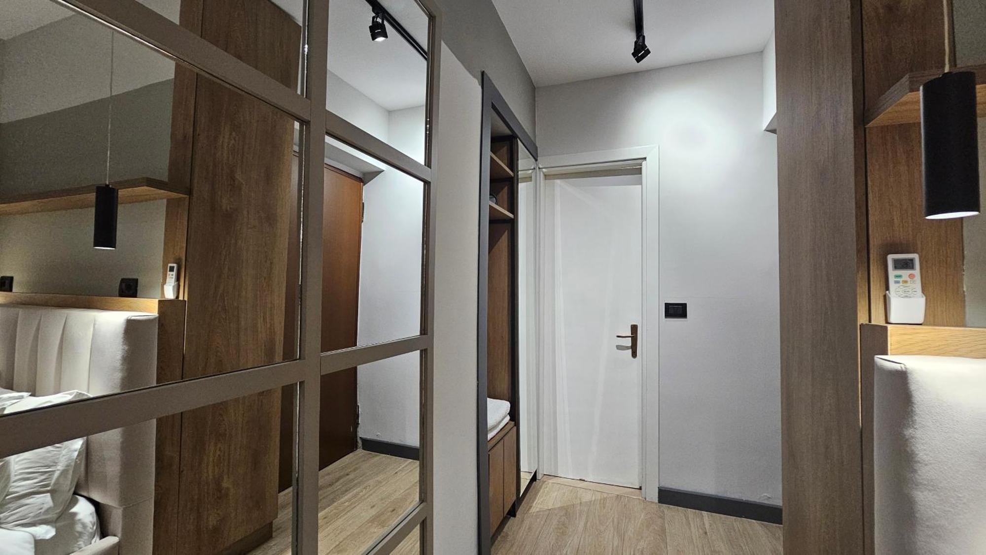 Tam Serviced Studio Apartments Next To Blloku 地拉那 外观 照片